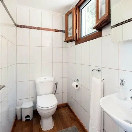 בית נופש Lavender Cottage. Skriperon