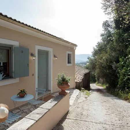 Lavender Cottage. * Skriperon