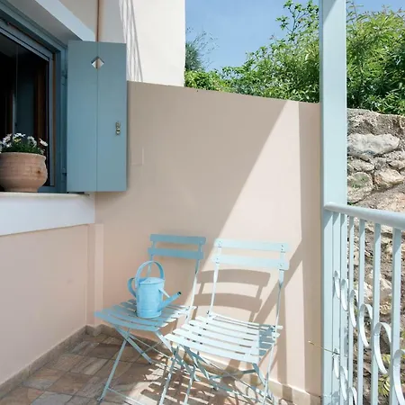 Holiday home Lavender Cottage. Skriperon